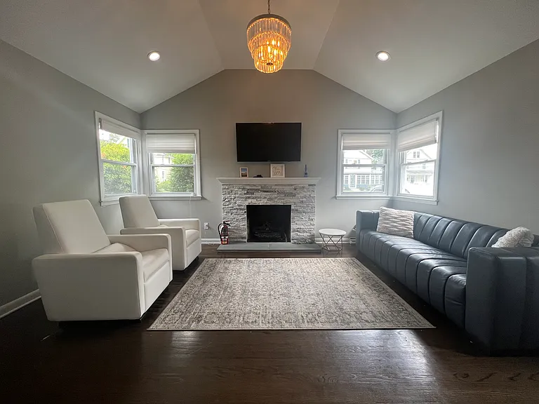 176 Merwin Ave — Photo 1
