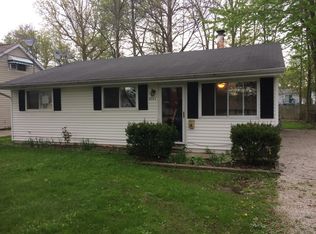4741 Robinwood Dr, Mentor, OH 44060
