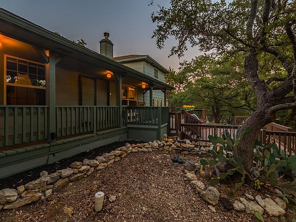 5th image of 1426 Canyon Trce