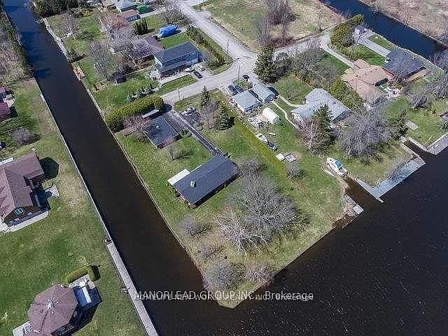1st image of 31 Villa Dr