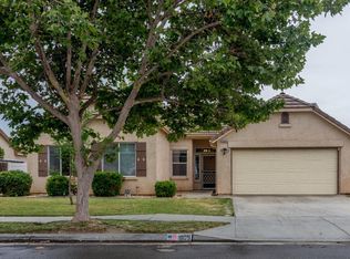 1609 Fireside Way, Lemoore, CA 93245