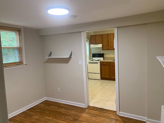 5th image of 119 E Main St Floor 1B-1