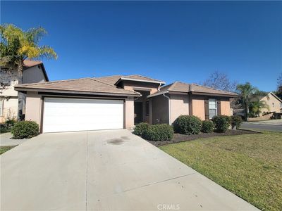 457 Minaret St, Corona, CA, 92881