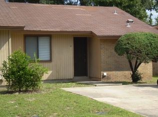 403 Apache St #B, Fort Walton Beach, FL 32547