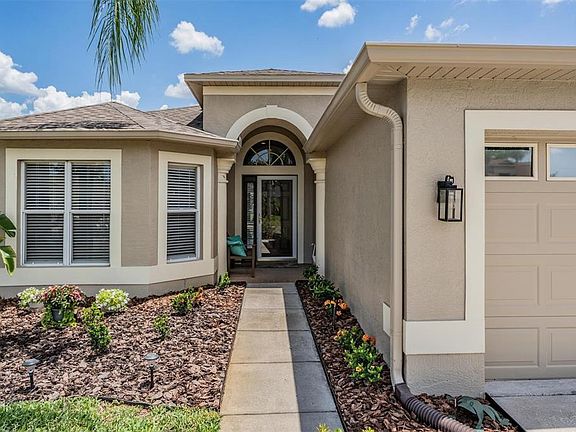 2nd image of 1032 Dustan Pl