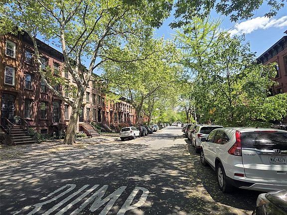 4th image of 772 Quincy Street