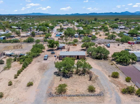 16701 W Falcon Ln, Marana, AZ 85653