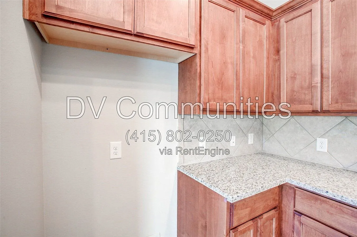 3 bed, 2.0 bath, 1610 sqft, $2,095 — Photo 4