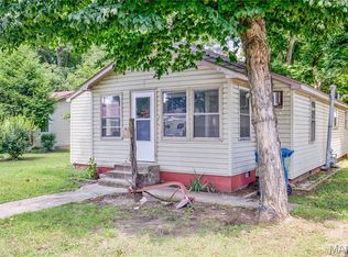 207 S Center St, East Prairie, MO 63845