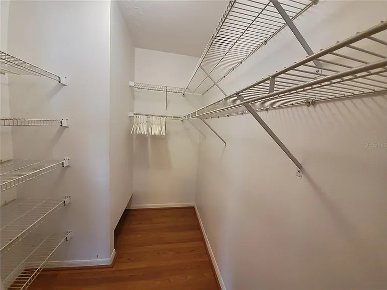 88 Temple Rd — Photo 15