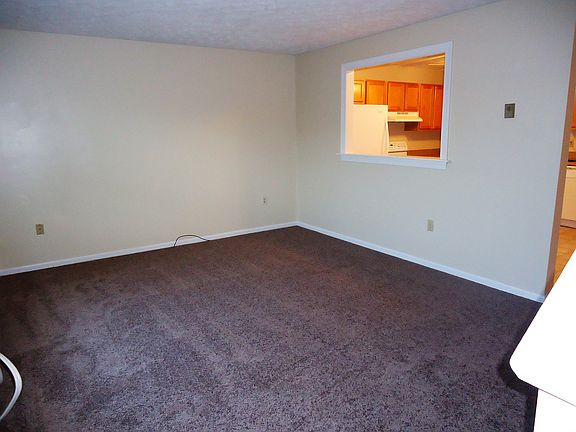 4th image of 211 Little River Dr