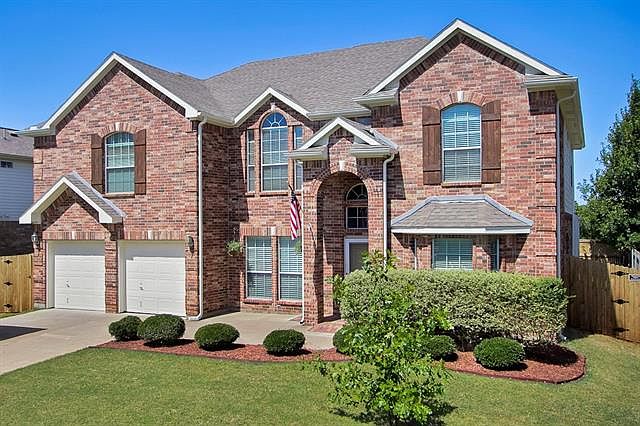 1st image of 8 Monticello Ct