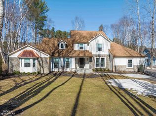 2413 Greenbriar, Harbor Springs, MI 49740