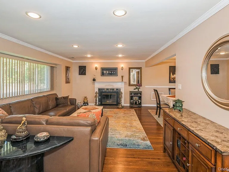 41 Eaton Rd — Photo 4