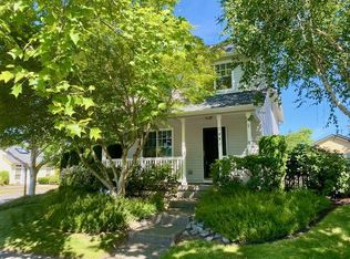 1492 Bobs Hollow Ln, Dupont, WA 98327