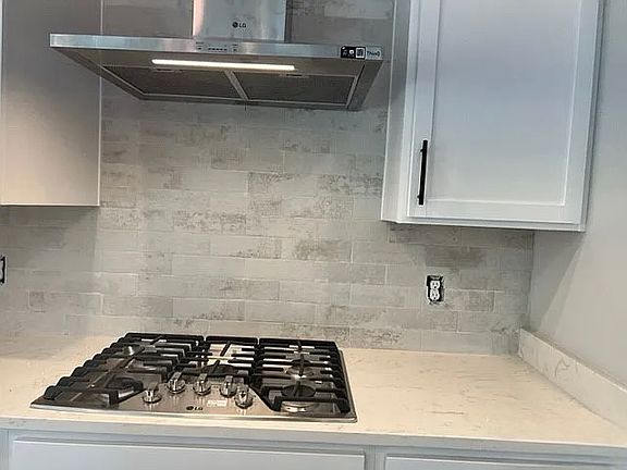 3rd image of 27 Hanover Pl