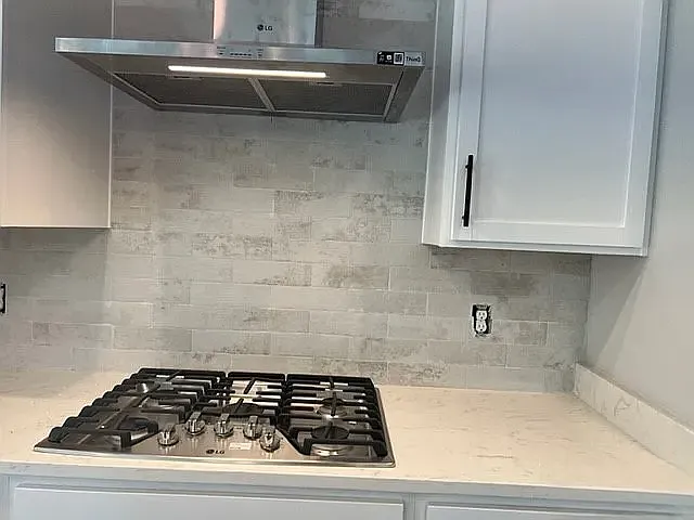 27 Hanover Pl — Photo 3