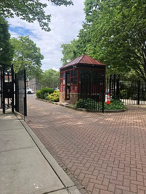 Sold by Peace of Mind Realty | media 2