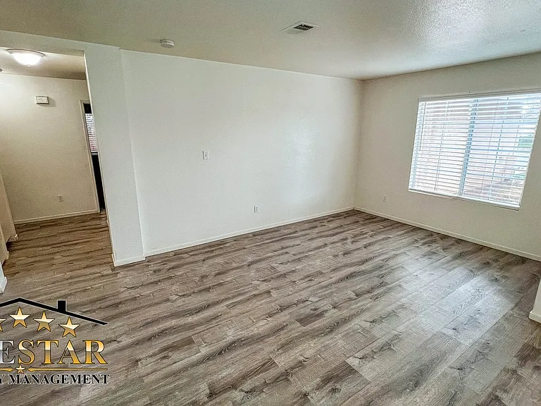 5514 Sierra Caves Ave — Photo 10