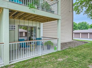 570 Whispering Ln APT 101, Hastings, MN 55033