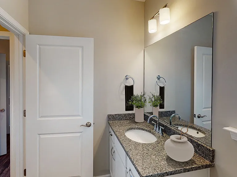 Hamilton Villas — Photo 12