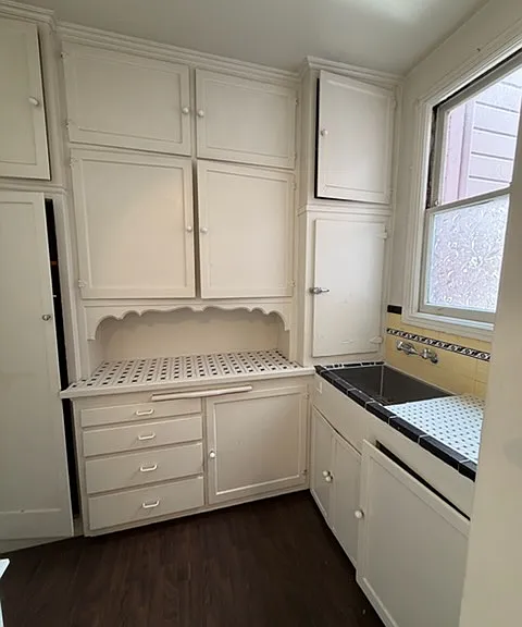 1690 Bay St #101 — Photo 6