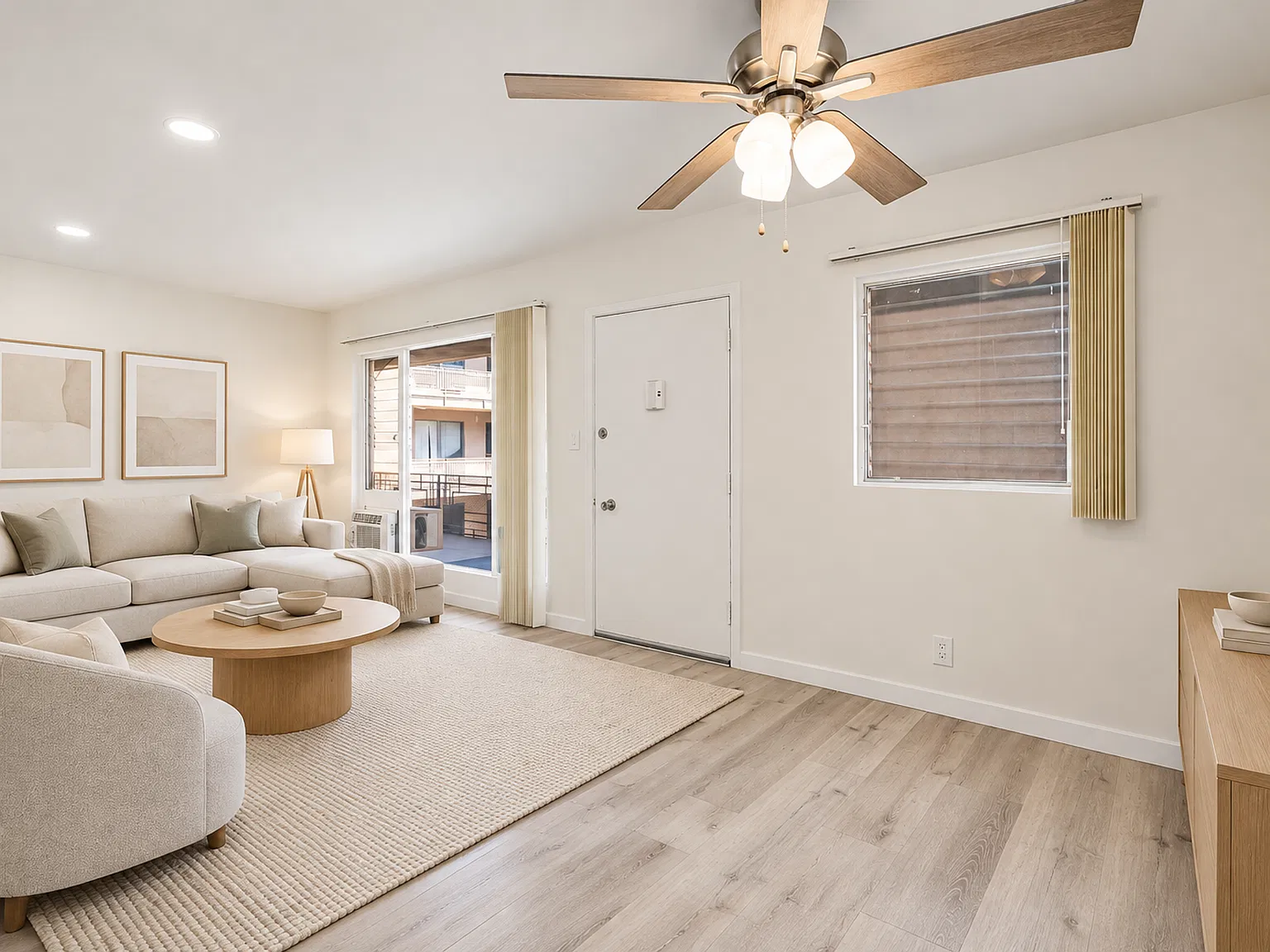 Menlo 1 | Newly Remodeled and Charming Apartments — Photo 2