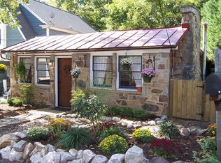 6416 83rd Pl, Cabin John, MD 20818