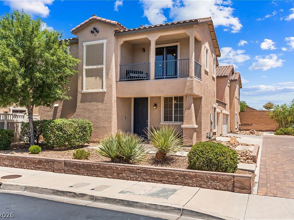 1st image of 922 Sable Chase Pl