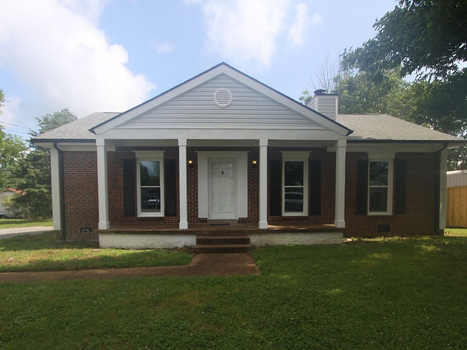 1st image of 403 Yvonne Ct