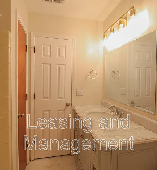 305 Millcreek Dr — Photo 23