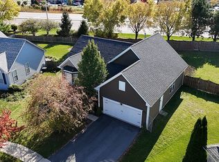 2904 Arbor Ln, Aurora, IL 60502