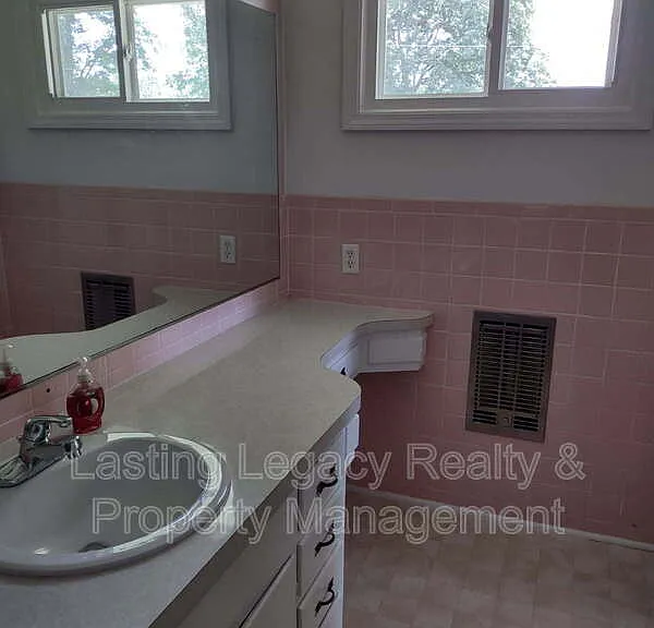 4850 Ellen Ave — Photo 10