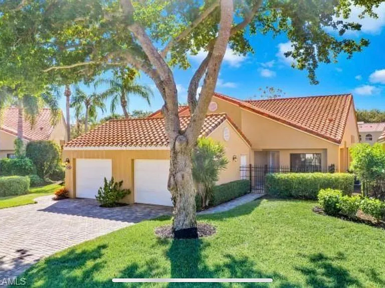 547 Beachwalk Cir — Photo 12