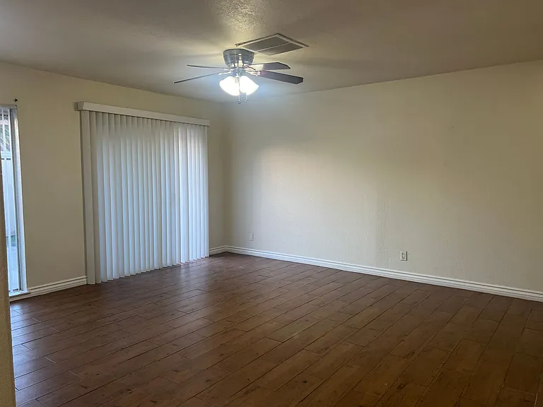2568 Paradise Village Way — Photo 7