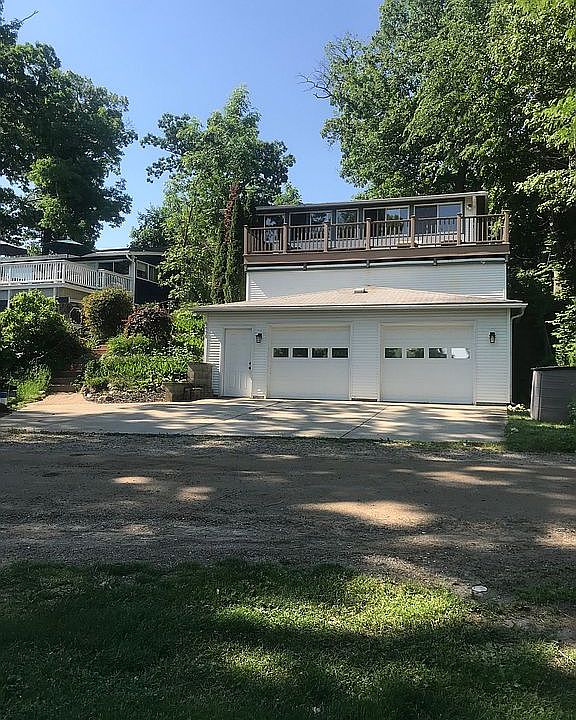 1st image of 5650 Glen Echo Dr
