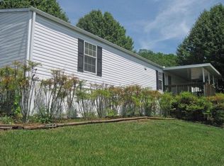 82 Beverly Dr, Franklin, NC 28734