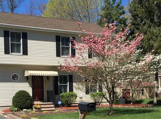 158 Lakeside Blvd, Hamilton, NJ 08610