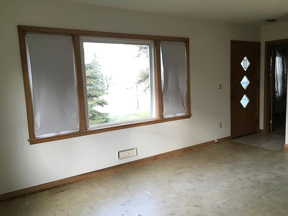 3rd image of 2521 Wingfield Ave