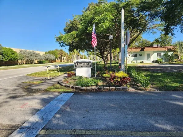 608 SW Natura Boulevard #206, Deerfield Beach, FL 33441