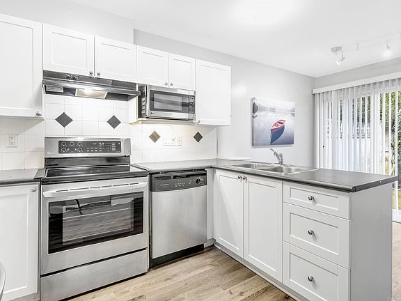 4th image of 12110 75a Ave #59