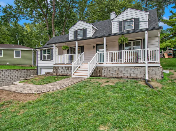 113 Center St, Glenwood, IA 51534