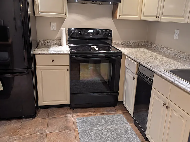 3524 W Shore Rd #C-704 — Photo 5