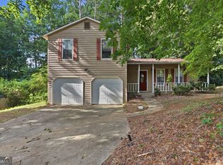5389 Martins Crossing Rd, Stone Mountain, GA 30088