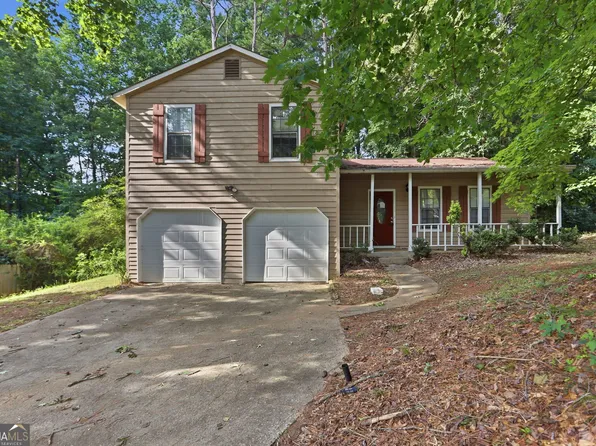 5389 Martins Crossing Rd, Stone Mountain, GA 30088