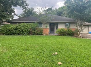 7515 Janak Dr, Houston, TX 77055
