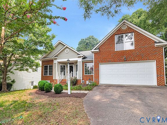 2nd image of 10621 Correnty Dr