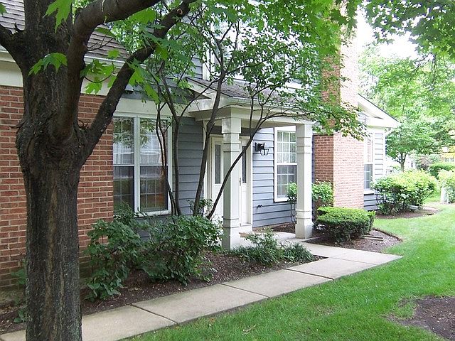 1st image of 207 Princeton Ln #207