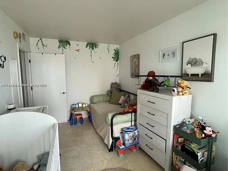 16400 Collins Ave #9 — Photo 22