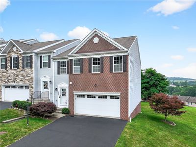 2000 Moccasin Dr S, Washington, PA, 15301